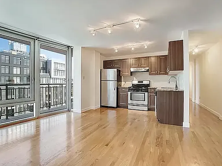 574 4th Ave #11E — Photo 1