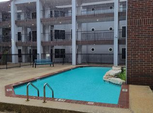 501 W 26th St APT 120, Austin, TX 78705