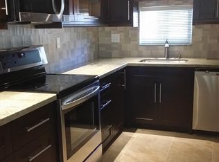 9410 N Hollybrook Lake Dr APT 102, Hollywood, FL 33025