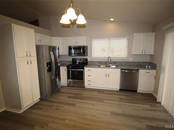 4th image of 2045 Kingston Dr