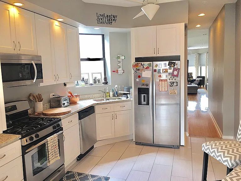 1st image of 1219 N California Ave #3