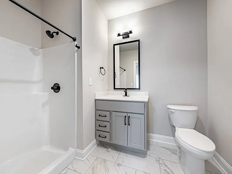 30 Excelsior Ave #FLAT — Photo 11