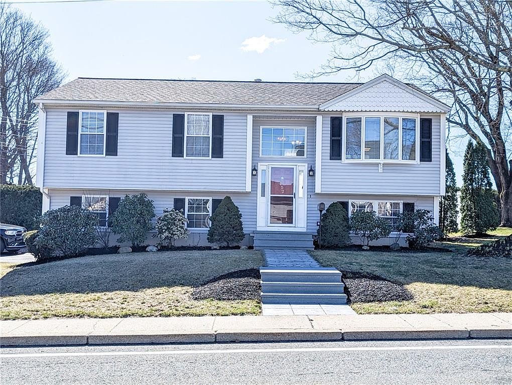 152 Borden Ave, Johnston, RI 02919 Zillow