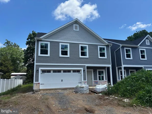 1077 Dianne Dr, Waynesboro, PA 17268