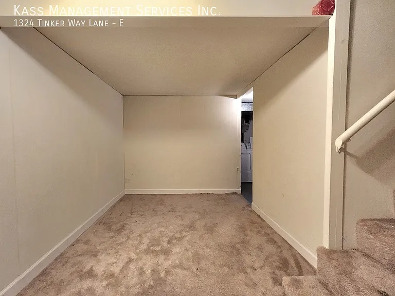 1324 Tinker Way #E — Photo 18