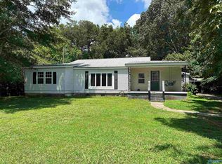 228 4th Ave NW, Arab, AL 35016