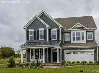 12710 Es Draper Dr #380, Huntersville, NC 28078