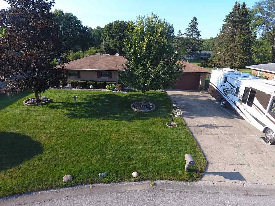 1st image of 25867 Lily Creek Dr