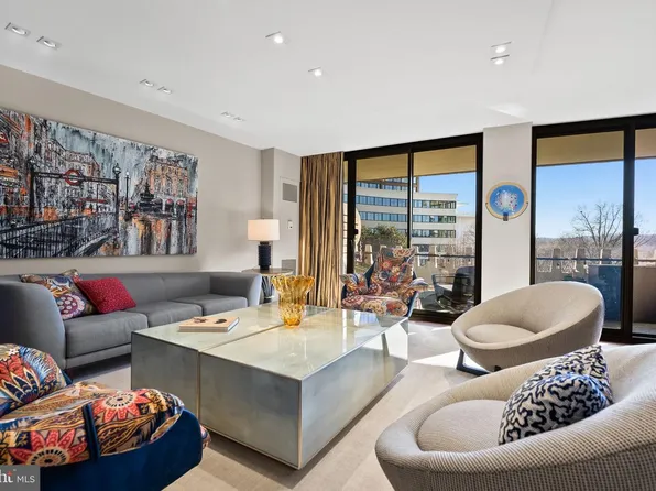 700 New Hampshire Ave NW #421, Washington, DC 20037