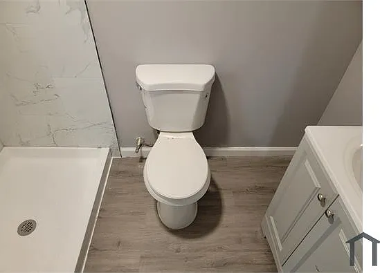 1503 Aldeney Ave — Photo 9