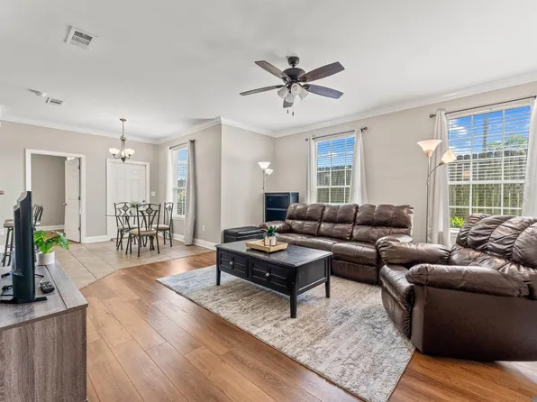 900 Dean Lee Dr APT 603, Baton Rouge, LA 70820