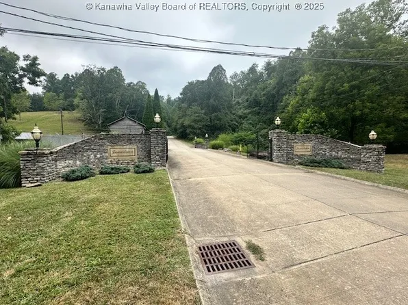 0 Delaware Dr, Hurricane, WV 25526