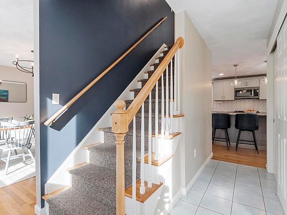 3rd image of 112 Providence Rd