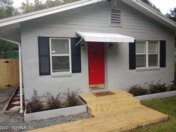 2nd image of 3607 Gilmore St