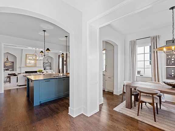 5th image of 31 N Textile Ave