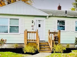 1201 Holgate Ave, Maumee, OH 43537