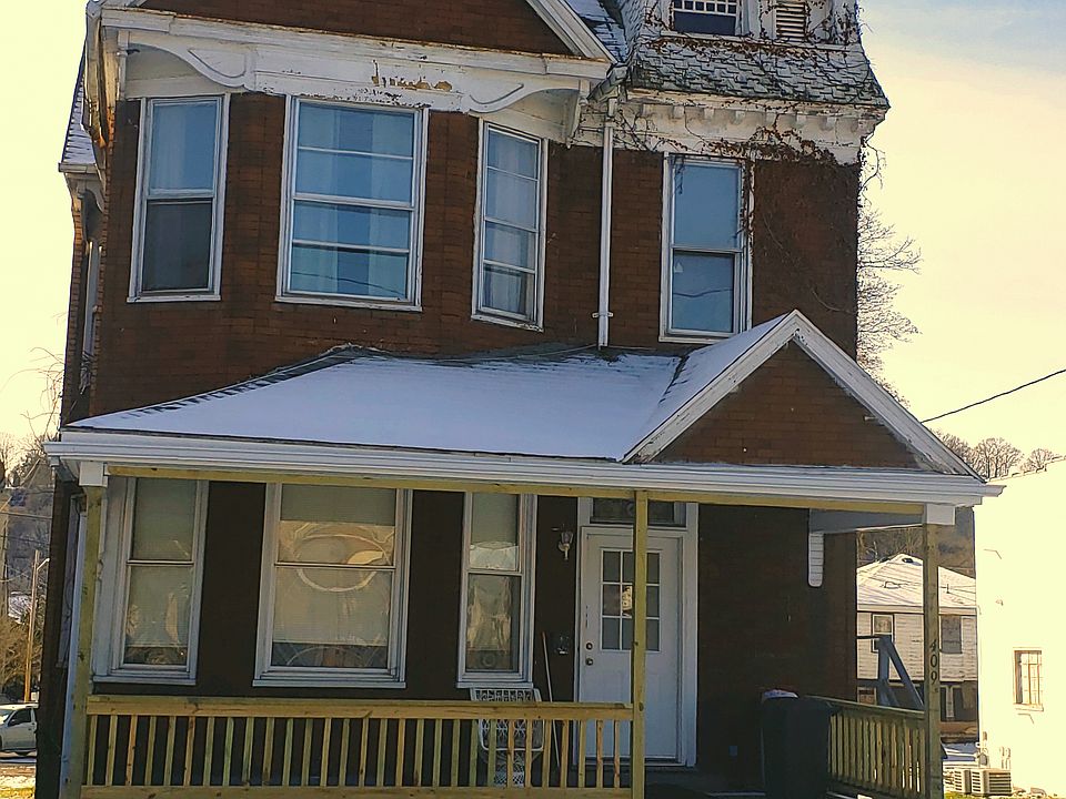 Duplex at 409 N. Grant Ave