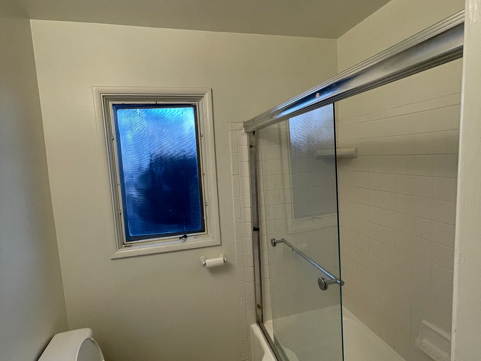 1 bed, 700 sqft, $2,100 — Photo 3