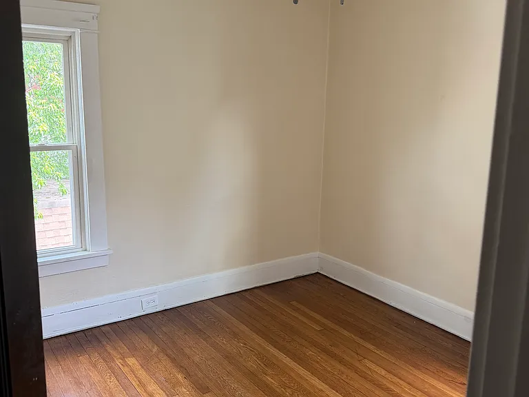 1427 Rosewood Ave #UP — Photo 7