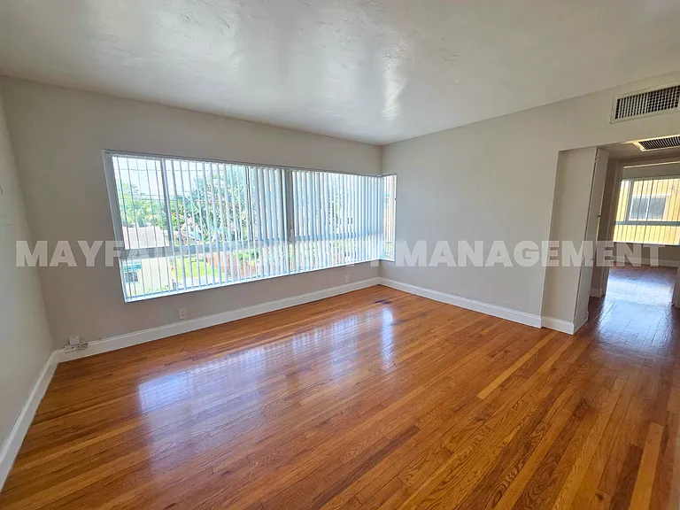 701 NE 16th Ave #28 — Photo 6