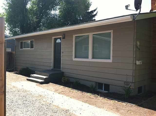 1st image of 3118 E Baldwin Ave