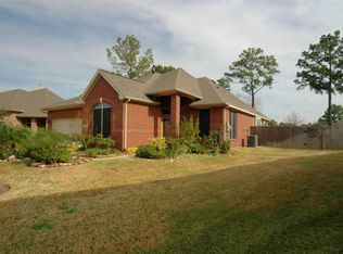 2411 E Tuschman, Pearland, TX 77581