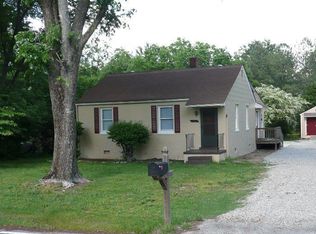 1001 Boroughbridge Rd, Richmond, VA 23225