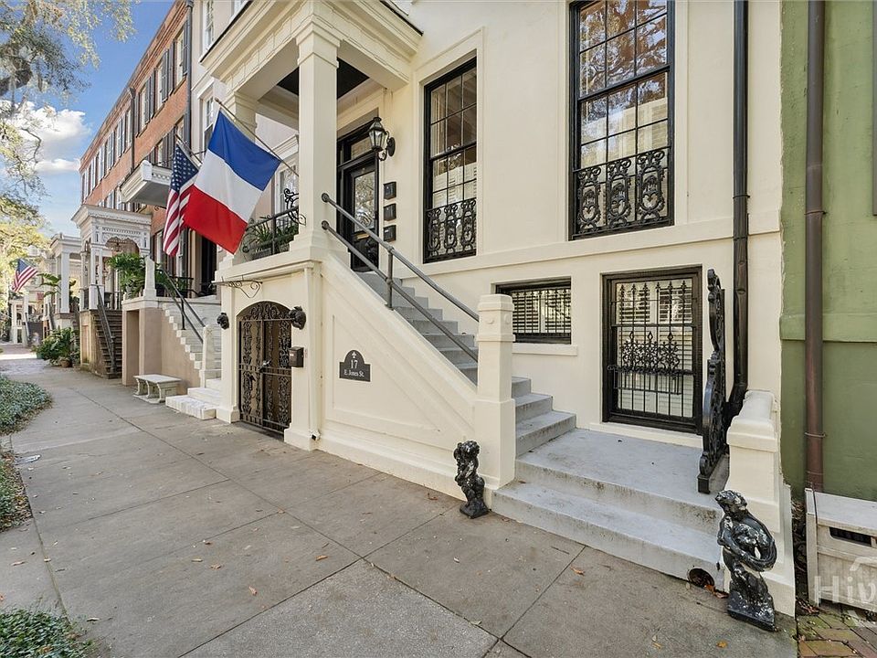 1st image of 17 E Jones St #3