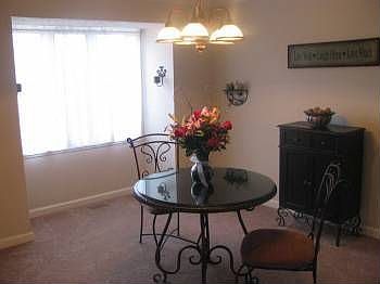 3rd image of 386 Central Dr