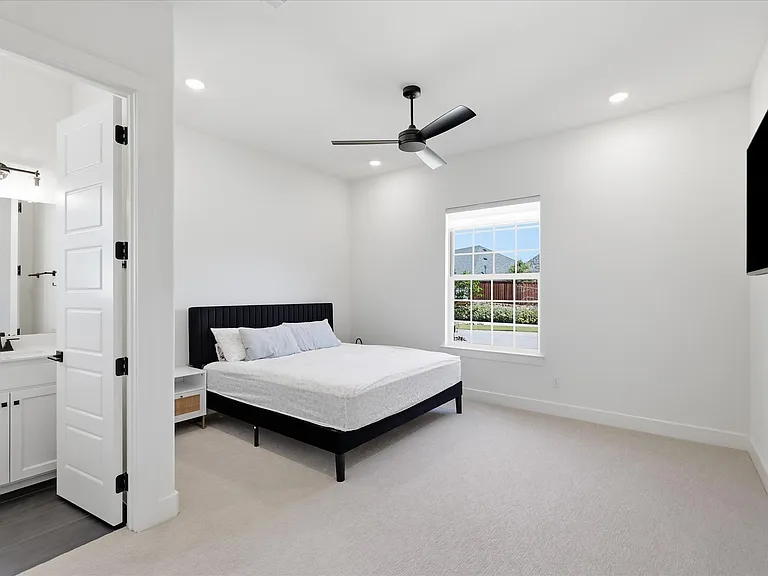 320 Telico Ct — Photo 26