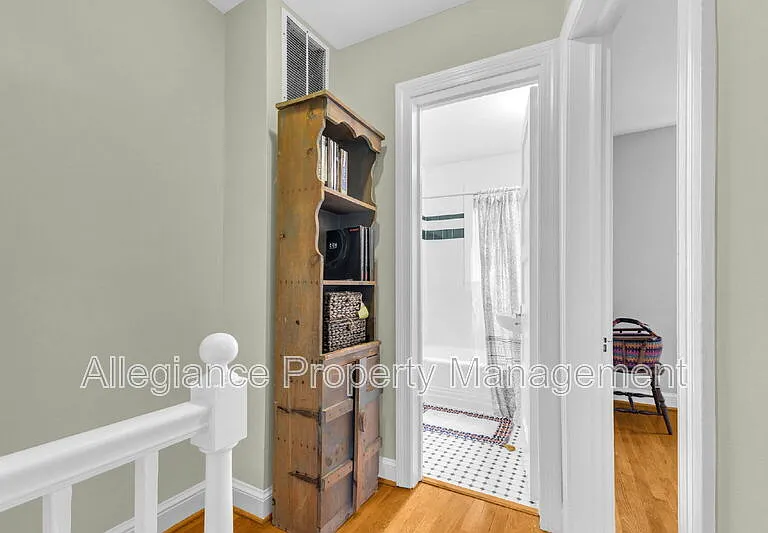 525 E Alexandria Ave — Photo 25