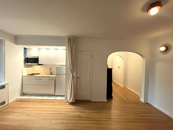 224 Highland Blvd APT 611, Brooklyn, NY 11207