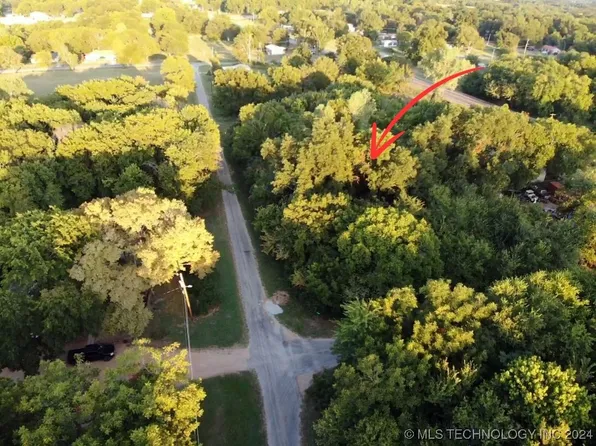 N Dexter St, Ravia, OK 73455