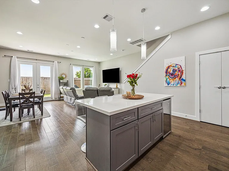 5520 Rosslyn Rd — Photo 7