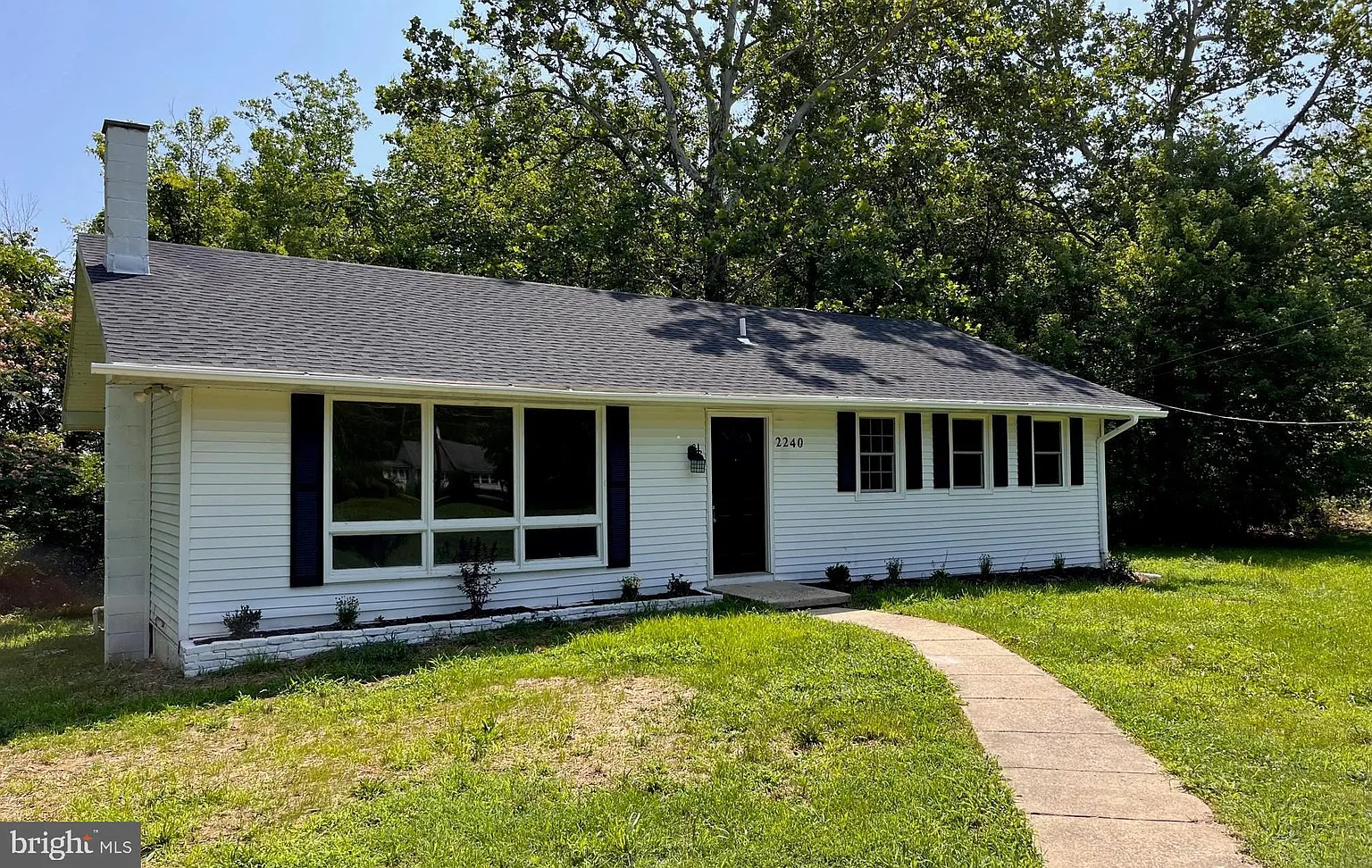 2240 Castleton Rd photo 1