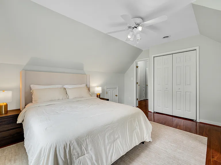 Bedroom 3, on 2nd floor. Queen bed, with 100% organic cotton, breathable, OEKO-TEX_ certified sheets. Blackout curtains.