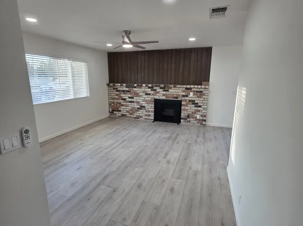 250 Bel Air Dr #A, Vacaville, CA 95687