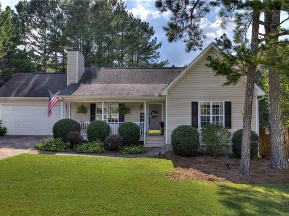 53 Kingston Pointe Dr, Kingston, GA 30145