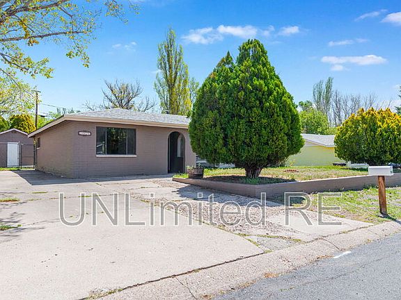 2nd image of 2926 N Steves Blvd