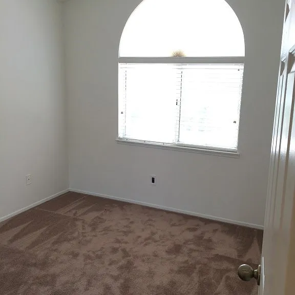 2196 Rancho Hills Dr — Photo 20