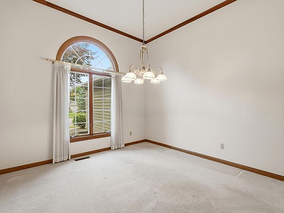 4th image of 6719 Tralee Ct