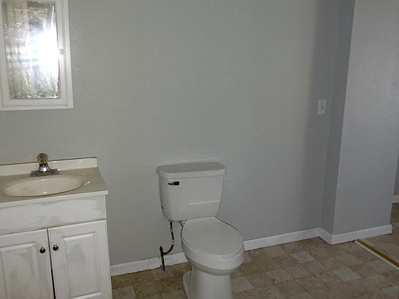 5th image of 1117 Felix St APT 7