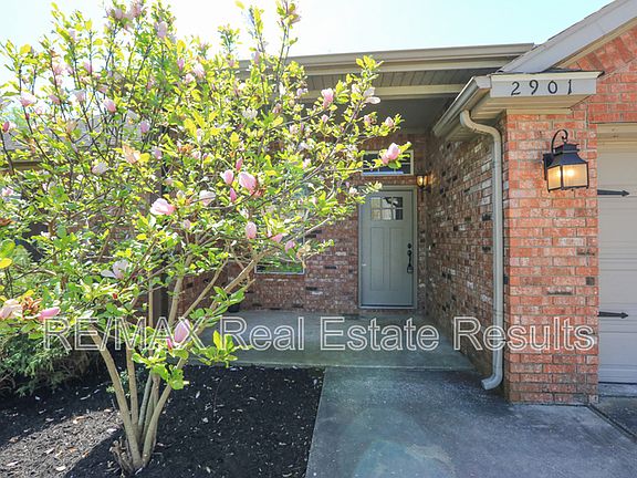 4th image of 2901 SW 8th St