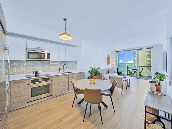 2nd image of 1300 Brickell Bay Dr APT 2104
