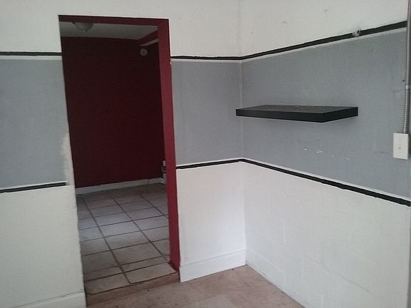 2nd image of 1482 E 16th St