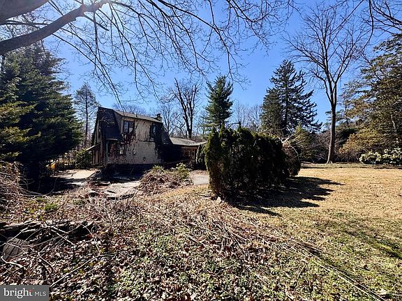 2nd image of 114 Airdale Rd