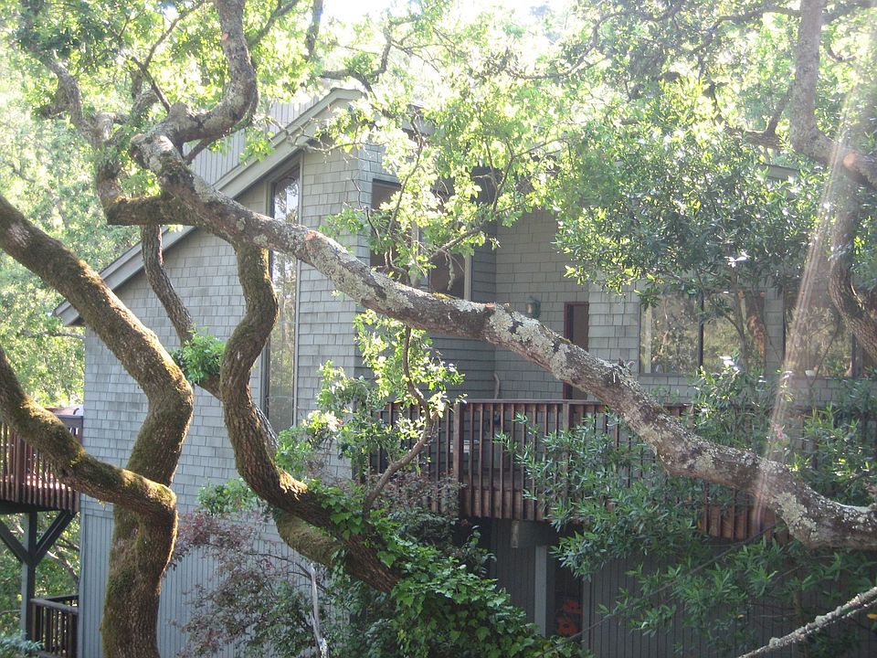 2nd image of 79 Hillside Dr
