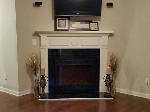 Living Room 3 of 3