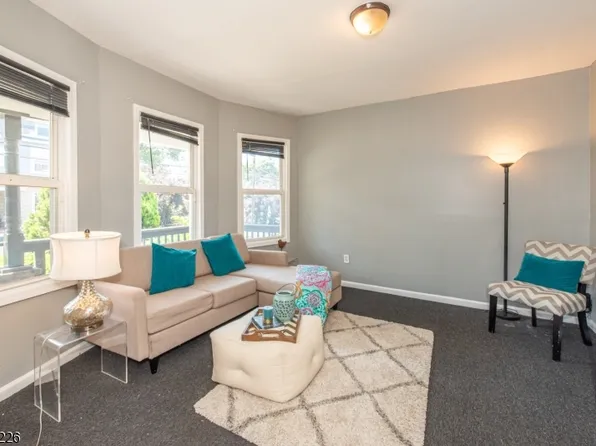 145 Alexander St, Newark City, NJ 07106