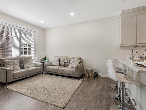 5th image of 8033 166b St #20
